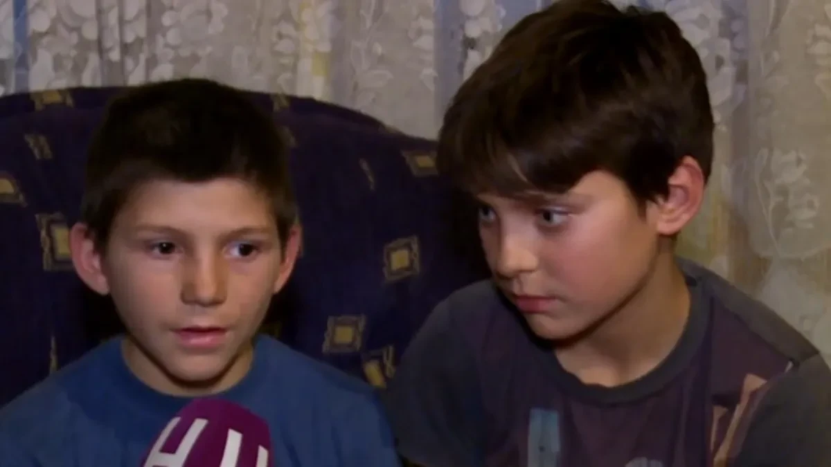 Majka ih je ostavila i otišla u Nemačku! Reči dvojice dečaka iz BiH slamaju srce: „Kad tata ode da radi, brat napravi nešto da jedemo“