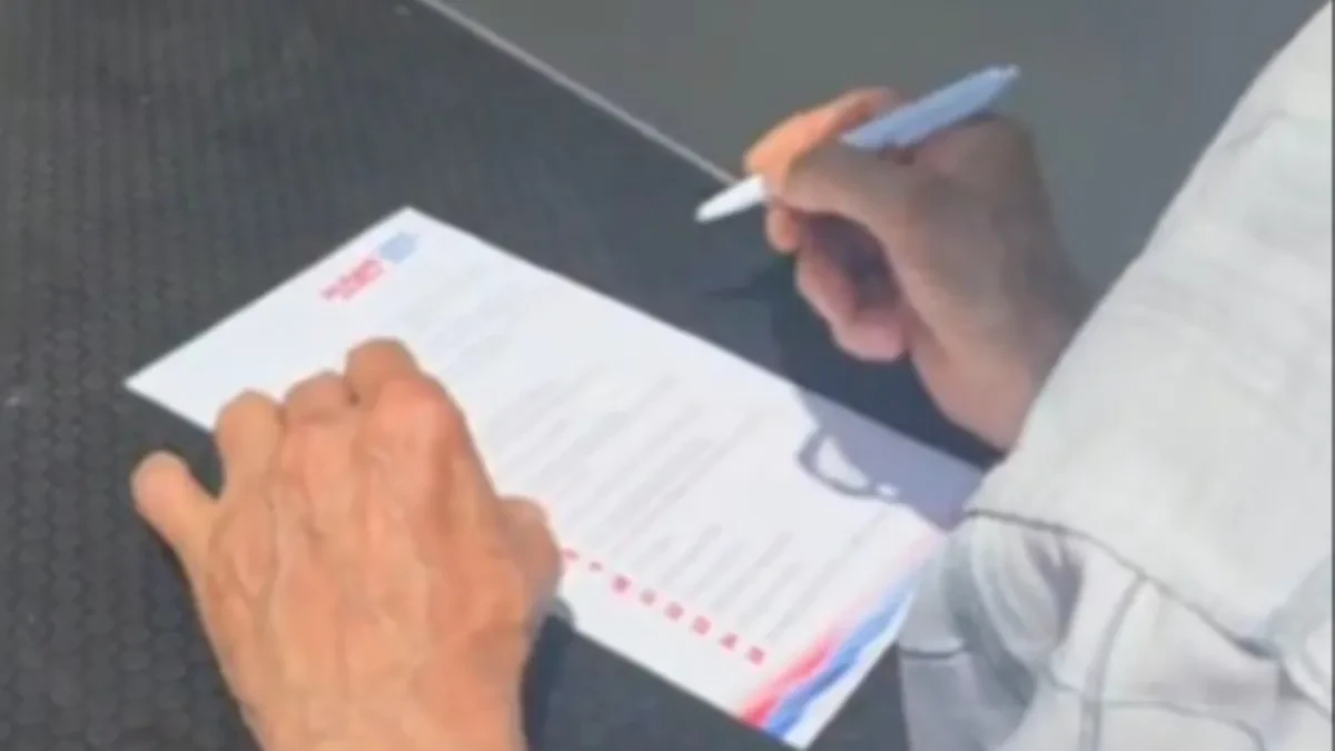 Građani odlučuju o budućnosti Srbije: Počelo glasanje na velikom skupu u Beogradu, ovako izgleda listić