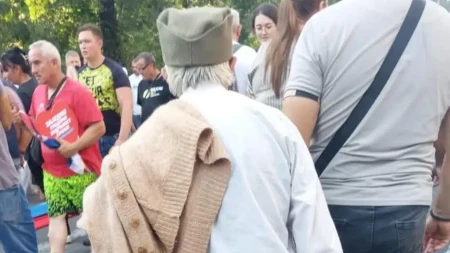 Blokader juče poželeo smrt penzionerima, sad je stigao odgovor: Ova srpska starina nije držala govor - održala je lekciju!