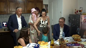 Vučić u poseti porodici sa petoro dece: "To je pravo blago"