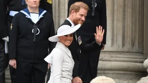 Kakvi su bre ovo presedani, Hari i Megan se vraćaju u Britaniju? Je l' to palo pomirenje?