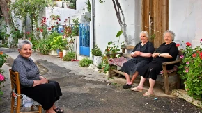 Doktorka koja brine o starim osobama otkrila nešto neverovatno: "Svi koji su živeli dugo i zdravo radili su - jednu stvar"