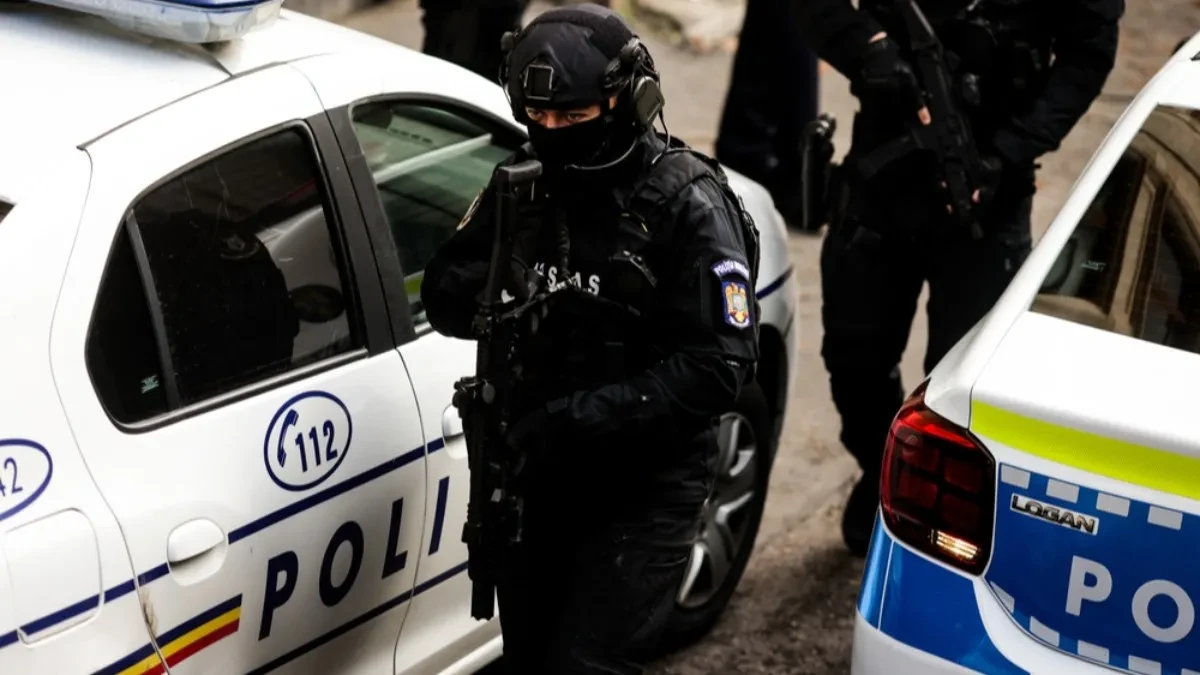 "Upomoć, upomoć, ubiće me!": Sin nasred ulice izbo nasmrt oca policajca, novi detalji zločina u Rumuniji koji je potresao region