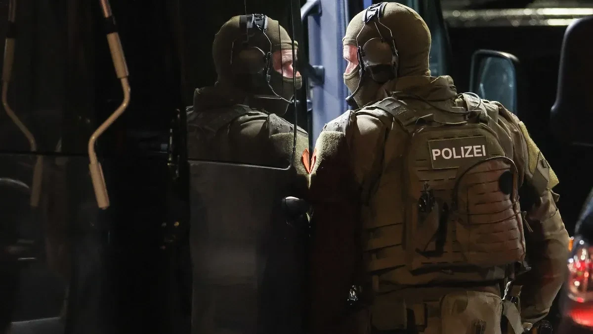Ovo je državljanin Srbije koji je napravio haos u Nemačkoj: Pucao na policajca pa svoje tri ćerke uzeo kao taoce (FOTO)