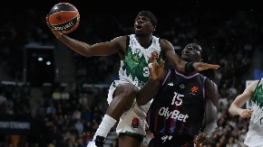 Pao potpis: Asvel doveo strašno pojačanje