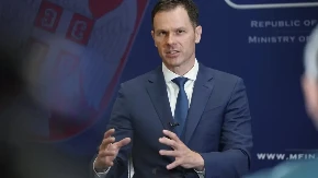 "Ostrašćenim kritičarima narod bio gladan, dok danas penzije i plate rastu" Mali zakucao Šoškića