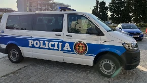 Ilija Ivanović isporučen Crnoj Gori: Tereti se za dva ubistva, pogledajte kako ga sprovodi policija (VIDEO) 