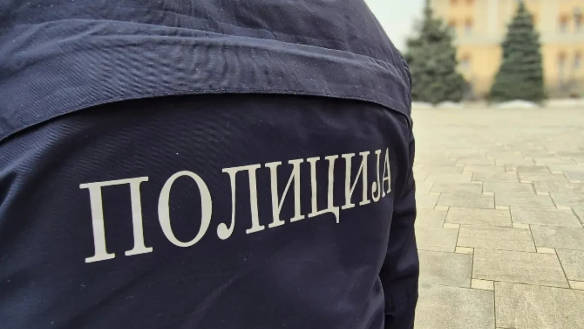 Herojiski čin trojice policajaca: Sprečili muškarca da skoči u Vrbas u Banjaluci