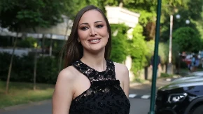 Mala crna haljina kao njena – da ili ne? Aleksandra Prijović opet privlači pažnju, ali i njena torba od 30.000 evra