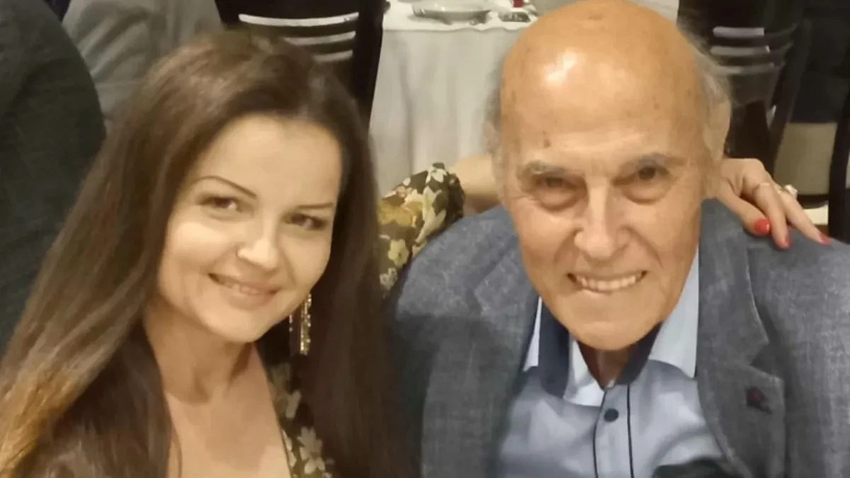 "Što se nismo do sada sreli?" Pevačica (41) se emotivnim rečima obratila suprugu (88)