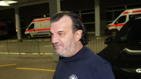 Hitno završio u Urgentnom centru: Aca Lukas dobio terapiju, evo u kakvom je stanju nakon pregleda!