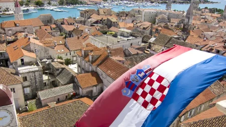 Bosanac i Picula u akciji "preobraćivanja" mladih Srba u Hrvatskoj: Daju snažnu podršku studentsko-blokaderskoj listi
