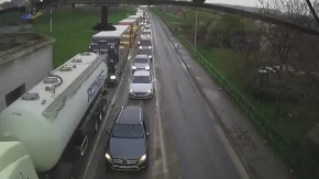 Kolaps na izlazu iz Srbije: Vozači zaglavljeni u kolonama ča