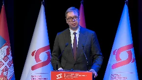 Država sprema veliki paket za penzionere! Vučić: Reč je o zn