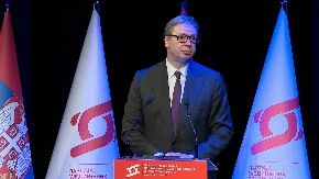 "Pokušali su, rušeći nam državu, da nam sruše porodicu" Vuči