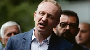 Đilasu saborci okreću leđa; Blokaderski nalozi tvrde: Peđa M