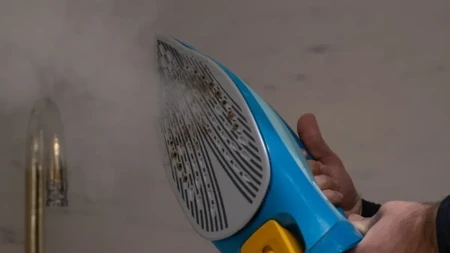 Ne volite da peglate? Evo kako da odeća bude ravna bez pegle