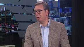 Vučić najavio jeftinije lekove! Država će pomoći p