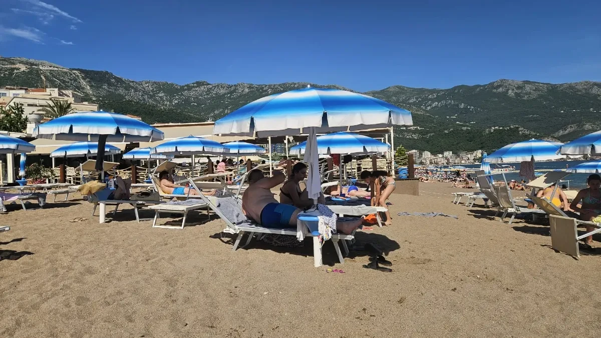 Zabranjeni peškiri na popularnoj plaži! Kazna i do 5.000 evra!
