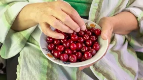 Cena trešanja u Srbiji pala na 160 dinara - koštale su oko 1