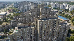 "Je li im komšija Spajdermen?" Fotka sa Novog Beog