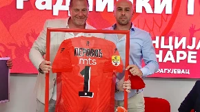 Novi korak Radničkog 1923: Peroviću poklon, Konata