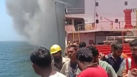 Američka raketa pogodila brod! Posada urlala u pomoć: "Gorimo i tonemo" (VIDEO)