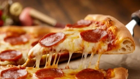Svi traže recept za picu bez kvasca! Testo gotovo za 20 minuta, samo 2 sastojka su vam potrebna