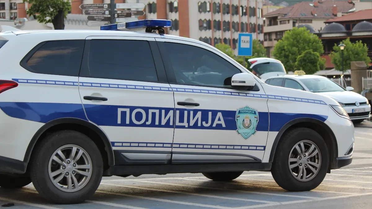 Ranjen uleteo u fast fud i tražio pomoć: Detalji pucnjave u Novom Sadu