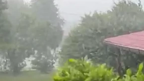 Nevreme razorilo sever Hrvatske: Odleteo krov škole - vetar čupao stabla