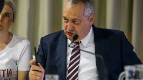 Rat u Demokratskoj stranci! Ogorčeni članovi poručuju: Šabački lobi Dušana Petrovića potpuno kontroliše Srđana Milivojevića i celu stranku