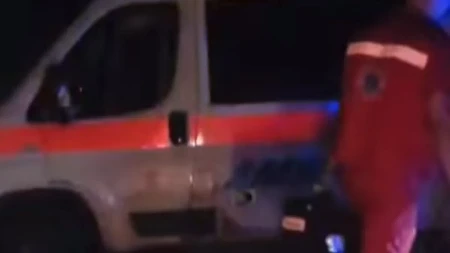 Tragedija u Batajnici! Dvojica muškaraca poginula nakon pada sa kvada, tramvaj teško povredio pešaka u centru Beograda (VIDEO)