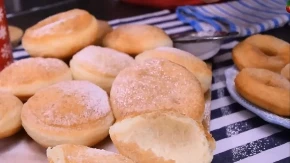 Krofne od 3 sastojka koje ćete tamaniti kao nikad: Zaboravite prženje u dubokom ulju, a spremne su za pola sata