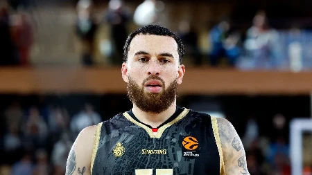 Transfer bomba: Majk Džejms ima novi klub