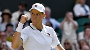 Siner - Zverev: Počelo je veliko finale!