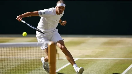 Siner - Zverev: Nemac dobio prvi set posle drame, Italijan u problemu