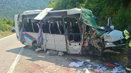 Srbi stradali po povratku sa Ostroga: Devojka (21) umrla odmah po prijemu u bolnicu 