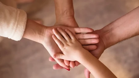 Od 1. oktobra 65.000 dinara mesečno za roditelje negovatelje