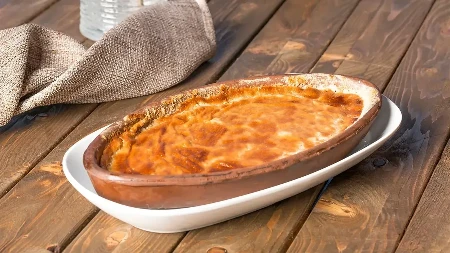 Letnja musaka je sve što vam treba ovog jula! Lagana za stomak, svi će znati da je naprave, a ukusna i zdrava