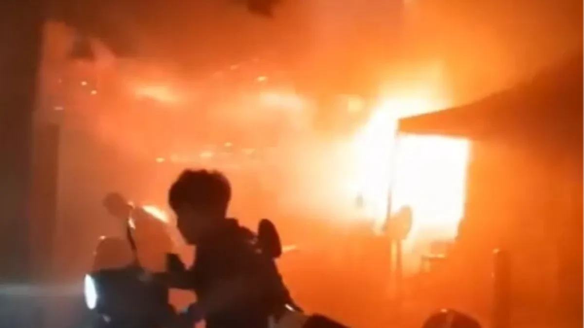 Užas u pabu u Bankoku - 27 mrtvih! Ljudi u panici pokušavali da pobegnu kad je vatra buknula