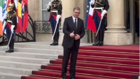 Vučić se upravo oglasio: Iz Pariza poslao moćnu poruku svom narodu (VIDEO)