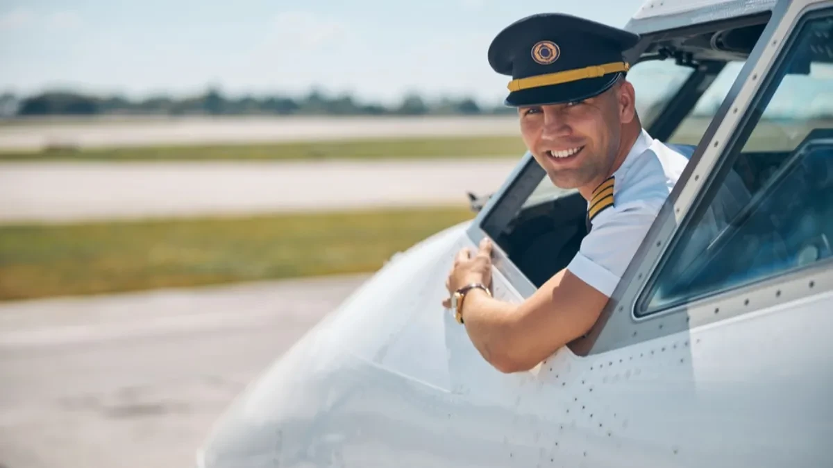 Tokom probnog leta pilot šokirao kontrolu letenja: Pogledajte šta je ispisao na nebu, ljudi ne prestaju da se smeju
