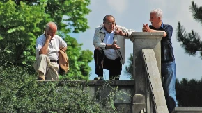 Penzioneri dobijaju novac, ali to nije sve - oglasio se direktor Fonda PIO
