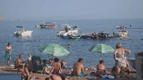 Zaspali na parkingu, kad su se probudili, ostali bez svega: Sekund nepažnje na plažama u Crnoj Gori i pretvara vam se odmor u pakao