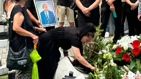 "Želim da kažem nekoliko reči" Mala Cana održala govor na groblju, ćerke pokojnog Bajića odmah reagovale