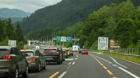 Vozači u ovom gradu godišnje daju i do 3.659 evra za automobil - samo parking košta 360 evra