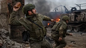 Šef CIA izneo jezive podatke sa fronta: Novi ruski vojnici preživljavaju samo 20 minuta!
