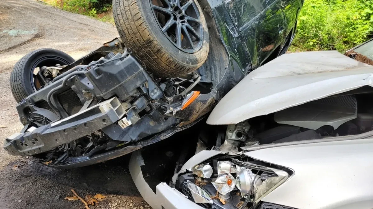 Gurnuo automobil s puta: Stravični detalji nesreće kod Šida - petoro povređeno!