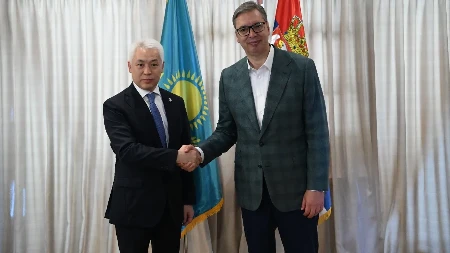 Vučić primio u oproštajnu posetu ambasadora Kazahstana Madija Atamkulova (FOTO)
