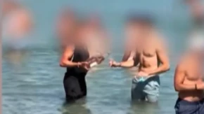 Snimak iz Grčke izazvao burne rekacije: Jedni kažu "neprihvatljivo", drugi "to je luksuz" (VIDEO)
